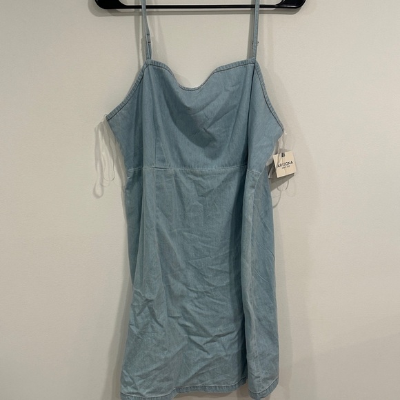 Dresses & Skirts - Casual Light Blue Denim Dress